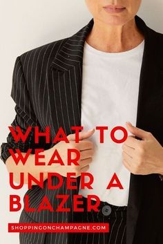 What To Wear Under A Blazer, Surreal Places, Blazer Look, Blazer And T Shirt, Capsule Wardrobe Work, Best Winter Outfits, Queen Fashion, Capsule Outfits, Fashion Mistakes