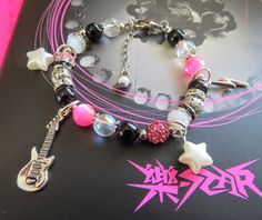 SKZ HANDCRAFTED BRACELETS inspired by their albums and made with lots of love! 🔒MAXIDENT VERSION 💖 🎺 THE SOUND 🎶 🎸ROCK-STAR VERSION 🔥 More to come soon Stone, acrylic and glass beads, charms Extendable cord Length: approximately 17cm + 3.5 cm spare chain Comes in a bag with handmade album cover sticker, handmade Photocard + freebies Photocard Freebies, Jewelry Kpop, Stray Kids Kpop, Pop Jewelry, Bracelet Keychains, Beaded Things, My Shopping List, Come Soon, Kids Bracelets