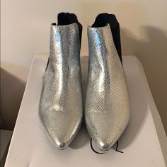 Never Worn Spring Silver Ankle Boot Heels, Silver Ankle Boot Heels For Spring, Bootie Boots, Ankle Boots, Topshop, Size 6, Women Shoes, Boots, Silver