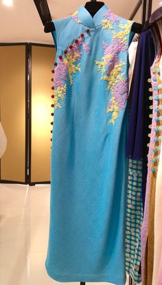 Shanghai Dress, Chinese Top, Cny 2023, Cheongsam Wedding, Shanghai Tang, Qi Pao, Chinese Dolls, Chinese Fashion Street, British India