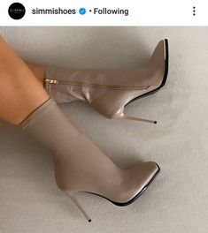 Unique Heels, Fashion Shoes Heels, Cute Shoes Heels, Aesthetic Shoes, High Heel Boots Ankle, Hot Shoes, Fashion High Heels