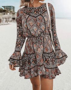 Half Sleeve Dresses, Bohemian Clothes, Bohemian Dress, Above Knee, Primavera Estate, A Dress, Women's Fashion Dresses