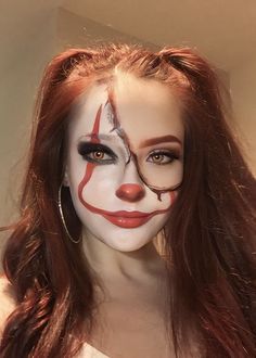 How To Do Pennywise Makeup, Halloween Costume Ideas Clown, Pennywise Costume Makeup, Clown Makeup And Outfit, Scary Clown Costume Women Face Makeup, Pennywise Clown Makeup, Halloween Costumes Women Scary Makeup Ideas, Clown Ideas For Halloween, Women Pennywise Costume