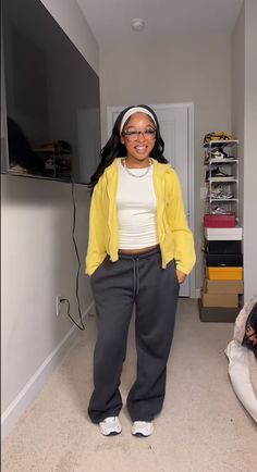 Preppy Winter Outfits Blackgirl, Basic Winter Outfits Schools, Comfy Chill Outfits, Off White Outfits For Black Women, New Years Outfit Black Women, January Outfits For Women, Comfy Winter Outfits Lazy Days, Lazy Outfits For School, Movie Theater Outfit