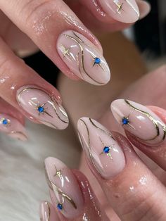 Gold Chrome Oval Nails, Greek Nails Blue, Blue Nails With Gold Design, Ethereal Nails Acrylic Almond, Ethereal Nail Design, Church Nails Designs, Blue Detail Nails, Greek Mythology Nail Art, Ethereal Nail Art