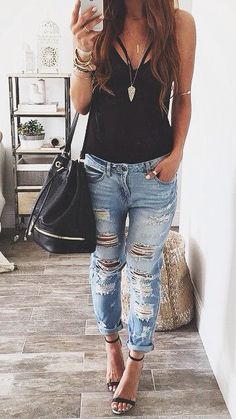 Looks Jeans, Look Casual, Casual Summer Outfits, Outfits Casuales, Street Styles, Smart Casual, Get The Look, Ripped Jeans