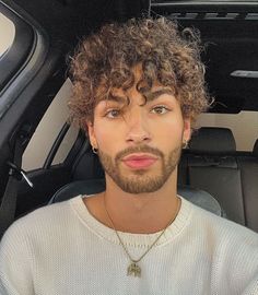 Textured Fringe Curly Hair Men, Short 3b Hair Men, Curly Hair Men Hairstyles, Curly Hair With Beard, Men 3b Curly Hair, 3a Hair Men, Fine Arab Men Curly Hair, 3a Mens Haircut