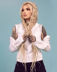 Synthetic Dreads Hairstyles, White Girl Dreads, Tattoos Skull, Bad Boy Aesthetic, Synthetic Dreads