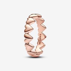 Give a gift from the heart with this 14k rose gold-plated ring. Expertly crafted with a row of hearts making up the band, this romantic design looks equally beautiful worn on its own or layered with contrasting Pandora rings. Give it as a gift for a meaningful way to express your love, or treat yourself to a piece you'll love wearing over and over. - Pandora Row of Hearts Ring - 14k Rose gold-plated unique metal blend - Sz. 7 Charms Disney, Pandora Essence, Rose Gold Plated Ring, Bracelet Tennis, Pandora Rings, Romantic Design, Original Jewelry, Plated Ring, Pandora Jewelry