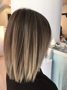 Choppy Bobs, Straight Bob Haircut, Medium Bob Haircut, Blond Balayage, Medium Bob, Bob Hairstyles For Thick, Medium Bob Hairstyles, Hair Idea, Ombré Hair