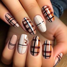 Burnt Orange Plaid Nails, Plaid Tip Nails, Fall Nails With Plaid Design, Plaid And Pumpkin Nails, Fall Nails Flannel, Plade Nails Fall, Fall Pattern Nails, Autumn Plaid Nails, Fall Flannel Nails