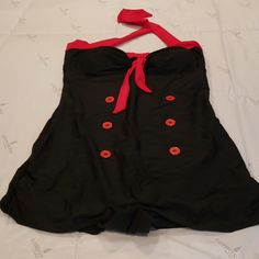 One Piece Vintage Moorings Swimsuit Bikini Pin Up Suit. Item Is New, Never Worn. Size Large. Retro Halter Neck Swimwear For Parties, Black Lined Tankini For Party, Retro Black Swimwear For Beach Season, Retro Black Swimwear For Summer, Alt Swimsuit, Retro Fitted Black Swimwear, Goth One Piece Swimsuit, Pinup Swimsuit, Goth Swimsuit Bikinis