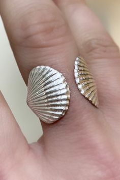 Birth of Venus Ring Silver Shell Gift, Silver Shell-shaped Ring For Gift, Unique Silver Shell As A Gift, Silver Shell Rings For Gift, Silver Shell Rings For Beach, Silver Shell-shaped Rings For Beach, Unique Silver Shell Rings, Goddess Aphrodite, Birth Of Venus