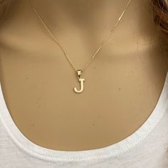 Solid Gold Small Milgrain Initial Letter J Pendant Metal Type: 10k Solid Gold (Available In 14k Gold) Metal Color: Yellow Gold. (Also Available In White Gold And Rose Gold) Pendant Weight: 0.7 - 0.8 Grams Height With Bale: 0.87 In (22 Mm) Width: 0.45 In (11 Mm) Chain Is Not Included. Available In Another Listings In Any Letter A-Z Note: Made To Order. Please Allow 5-7 Days To Ship Jewelry With Initials, J Letter Pendant, J Necklace Initial, Letter J Necklace, J Initial Necklace, Letter A Necklace, J Alphabet, J Necklace, Shine Jewelry