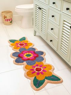 Tufted Runner Bath Mat - Folk Flower-view 1 Decor Apartment Ideas, Bathroom Finds, Duvet Covers Floral, Runner Bath Mat, Home Decor Apartment, Embroidered Duvet Cover, Cute Bath Mats, Makeup Removing, Hair Towel Wrap