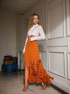 Olivia Mark - Fashion-Forward Orange Circle Cutout Fringe Skirt Fashion Trend 2024, Cutout Skirt, Orange Circle, Orange Skirt, Beautiful Skirt, Fringe Skirt, Feather Dress, White Dress Summer, Beautiful Skirts