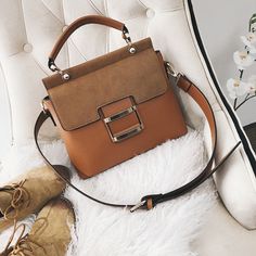 1. Material: PU+polyester2. Bag shape: horizontal square3. Internal structure of the bag: zipper hidden pocket, cell phone pocket, document pocket4. Texture hardware buckle, delicate PU fabric, adjustable shoulder strap design, comfortable handheld,...