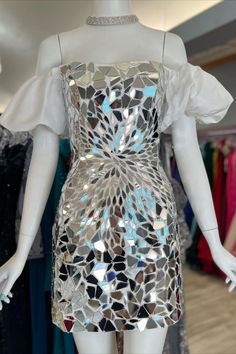 silver cut mirror sequins bodycon homecoming dress Croquis, Silver Homecoming Dress, Maximalist Outfit, Recycled Costumes, Tight Homecoming Dress, Newspaper Dress, Recycled Dress, Dressing Mirror, Short Homecoming Dress