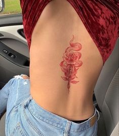 Tattoo snake cute aesthetic girl back Red Dragon Tattoo, Unique Tattoos For Women, Dragon Tattoo For Women, Inspiration Tattoos, Spine Tattoos For Women, Red Ink Tattoos, Tattoo Girls, Red Tattoos