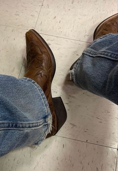 Mens Boots Aesthetic, Cowboy Boots Aesthetic Men, Western Vintage Aesthetic, Cowboy Boots Outfit Mens, Rhett Eaton, Men Cowboy Boots, Mens Cowboy Boots Outfit, Cowboy Boots Aesthetic, Cowboy Boots Men