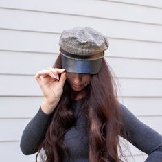 Brown Plaid Fiddler Hat Women`s, Leather Peak with Belt - Fall & Spring Caps for Women, Fashion Retro 1950s, Paperboy Flat Cabbie Hats - Best Gift for Her Classic Greek style captain cap retro 1950s hat with a belt over a visor and two buttons. An elegant and practical cap cabbie hat for everyday use. Skin friendly outer cloth and breathable viscose lining. A high quality woolen cloth offers warmth and comfort during colder days. Perfect for travel, walking, shopping and outside activities. Vintage Visor Hat For Fall, Retro Visor Hat For Fall, Adjustable Brimmed Baseball Cap For Fall, Retro Adjustable Brimmed Hat Bands, Vintage Winter Baseball Cap With Visor, Retro Visor Hats For Winter, Vintage Cap For Fall, Retro Winter Visor Hat, Adjustable Visor Hat For Fall