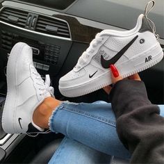 Nike Air Force 1 Lv8 Utility, Air Force 1s Outfit, Nike Air Force 1 Utility, Logo Instagram, Air Force 1s, Black And White Nikes, Black Nike Shoes, Nike Air Shoes, Fresh Shoes