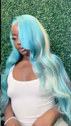 Turquoise Hair Black Women, Teal Wig, Vacay Hairstyles, Ice Blue Hair, 18th Ideas, Bday Hair, Hair Colour Design