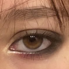 darker eyeshadow, eye makeup Mekap Mata, 얼굴 드로잉, Swag Makeup, Smink Inspiration, Pinterest Makeup, Makijaż Smokey Eye, Dope Makeup, Edgy Makeup, Makeup Looks Tutorial