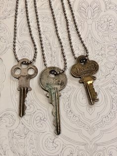 "Vintage key on a 24\" ball chain. You may not receive what's in the picture, these are just examples, made to order" Key On Necklace, Key Necklace Aesthetic, Key Necklace Diy, Gabrielle Core, Aesthetic Keys, Key Locket Necklace, Jrwi Riptide, Keys Aesthetic, Key Aesthetic