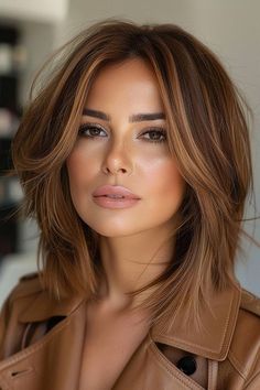 Bob Haircuts Black Women, Haircuts Black Women, Contouring Hair, Haircuts For Round Faces, Short Hair Trends, Hair Aesthetic, Short Hair Balayage