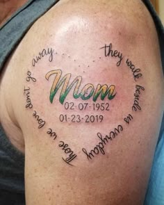 a man with a tattoo on his arm that says mom and two names in the shape of a heart