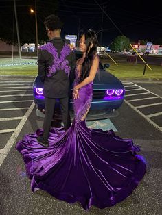 Purple And Silver Prom Dresses, Cute Prom Colors, Dark Purple Prom Couple, Red And Silver Prom Dress, Black And Purple Prom Dress, Purple Prom Dresses Black Women, Black Prom Couples Outfit, Prom Purple