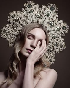 Russian Headdress, Russian Kokoshnik, Headpiece Hairstyles, Editorial Inspiration, Editorial Hair, Crowns And Tiaras, London Style