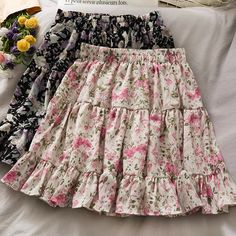 Vintage, sweet wind, floral flounce patchwork skirt, high-waisted mini skirtMaterial:chiffonColor:black,pinkType:A-lineFeatures:vintage,sweetSize(cm):free 1inch=2.54cmlength:41,waist:58-76&ltp&gtNote:Due to different measurement methods,there will be 1-3 error(unite:cm), please understand.</p>&ltbr/>&ltp&gtPlease check the size carefully when you choose items,thank you.</p>&ltbr/> Sweet Tiered Skirt With Ruffles, Sweet Tiered Ruffle Skirt, Sweet Ruffled Mini Skirt, Sweet Ruffled Mini Skirt For Spring, Sweet Tiered Skirt For Summer, Sweet Summer Tiered Skirt, Sweet Tiered Summer Skirt, Sweet White Summer Skirt, Sweet Tiered Skirt For Spring