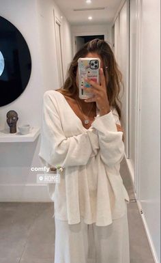 Chill Outfits, Cooler Look, Current Mood, Home Outfit, Comfy Cozy, Comfy Outfits, Classy Outfits, Autumn Winter Fashion