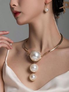 An exclusive offer for you——Affordable prices at Stylewe store, SPU: 113JE4S9117, Color: Golden Silver, Theme:All Season, Type:Dangle. Luxury Round Pearl Drop Necklace, Luxury Unique Necklace With Oval Beads, Luxury Gold Drop Pearl Necklace, Luxury Glass Beaded Jewelry, Luxury Exquisite Mother Of Pearl Jewelry, Leather And Stone Jewelry, Luxury Baroque Pearl Necklaces In Pear Shape, Pearl Shoulder Jewelry, Pearl Party