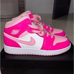 White/Med Soft Pink Air Jordans Never Used,Brand New Nike Shoes Jordans Air Force, Light Pink Air Jordans, Pink High Top Nike Shoes, Pink Retro Jordans, Nike Jordan Shoes Women, Pink Star Shoes, Jordens4 Pink, Cute Shoes For Women Sneakers, Different Color Dunks