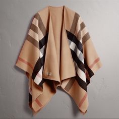 Burberry Reversibel Cape % Marino Wool 140x140cm/ 55.1x 55.1 In Maid In Italy New With -% Authentic Burberry Cape, Cape Scarf, Poncho Jacket, Wool Poncho, Wool Cape, Capes For Women, Burberry Jacket, Scarf Poncho, Poncho Cape