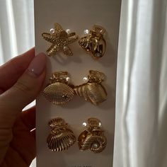 Sold Out Gold Mini Claw Clips. Never Used. Cute Hairclips, Cute Claw Clips, Mini Claw Clips, Cute Hair Clip, Claw Clips, Claw Clip, Cute Nails, Sea Shells, Favorite Things