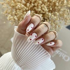 Fake Nails White, Heart Nail, Nagel Tips, Nail Type, Her Nails, Hari Valentine, Fake Nails With Glue, Red Nail, Stick On Nails