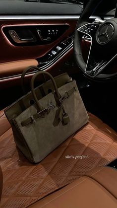 Purse In Car Aesthetic, Luxury Handbags Aesthetic, Hermes Bags Aesthetic, Classy Asthetics, Birkin Bag Aesthetic, Luxury Bags Aesthetic, Designer Bags Aesthetic, Birkin Bags, Classy Lifestyle