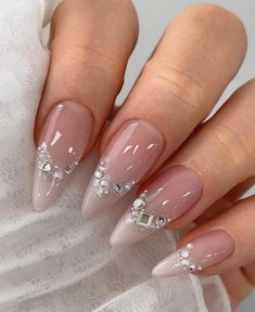 Medium Stiletto Geometric 3d, Easy Nails, Nail Forms, Winter Nail Designs, Nail Art Kit, Bridal Nails, Nailed It, Prom Nails