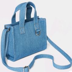 Add A Charm, Pom Pom, Or Key Chain To This Cute Little Denim Bag, To Make It Even More Cute. This Will Go Great With Matching Jeans Pants, Or Denim Top, Jeans Jacket Etc. It Will Also Stand Out In Any Casual Outfit. Has An Adjustable Crossbody Strap, And 2 Top Handle. Zipper Closure. An Attached Key Chain Ring For Charms, Keys Etc.. Patchwork, Diy Mini Bag, Diy Jean Bag, Tas Denim, Mochila Jeans, Blue Jean Purses, Denim Crossbody Bag, Ankara Bags, Denim Bag Patterns