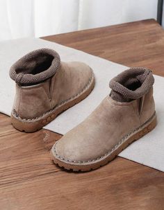 Winter Short Boots, Retro Boots, Short Winter Boots, Platform Boots Chunky, Winter Shorts, Buckle Ankle Boots, Chunky Heels Boots, Sheepskin Boots, Chunky Heels Sandals