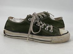 VINTAGE Converse All Star Low Green Canvas Sneakers Adult Unisex M/4.5 W/6.5 Shoes Are In Good Conditions  Showing Light Signs Of Pre Ownership  Please, Look At My Photos Carefully For Accurate Presentation Of The Shoes Fast Shipping From US! Fantasy Ocs, 2000s Shoes, Converse Vintage, Paper Things, Vintage Converse, Aesthetic Grunge Outfit, Green Converse, Vintage Sneakers, Green Sneakers