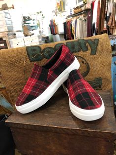 slip on hike shoe in buffalo plaid Slouch Socks, Fashion Gloves, Evening Tops, Navy And Brown, Dress Rings, Green Tops, Buffalo Plaid, Jeans Dress, Buffalo