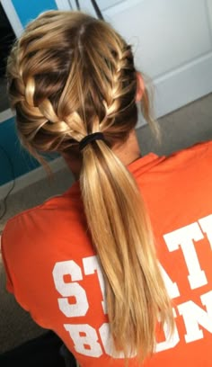 Achieve this look with the help of Remy Clips clip-in Hair Extensions! Visit us today at www.remyclips.com French Braid Ponytail, Cute Hairstyles For School, Easy Hairstyles For School, French Braid Hairstyles, Popular Haircuts, Back To School Hairstyles