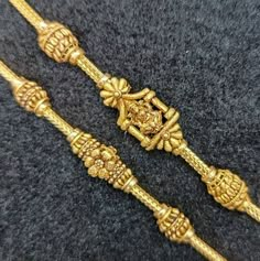 Mugappu Thali Chain Designs Gold, Lakshmi Mugappu Designs Chains, Pustelatadu Designs Gold, Thali Kodi, Step Chain, Thali Chain, Frozen Shoes, Simple Necklace Designs