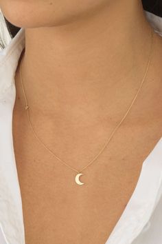 Golden Pendant, Neck Jewellery, Fancy Jewellery, Minimal Jewelry