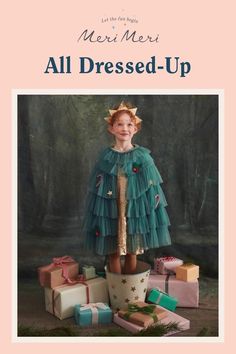 Christmas Costumes Diy, Vintage Inspired Christmas Decor, Kids Christmas Dress, Magic Clothes, Christmas Dress Up, Girls Dresses Diy, Fox Dress, Kitsch Christmas, 80s Movies